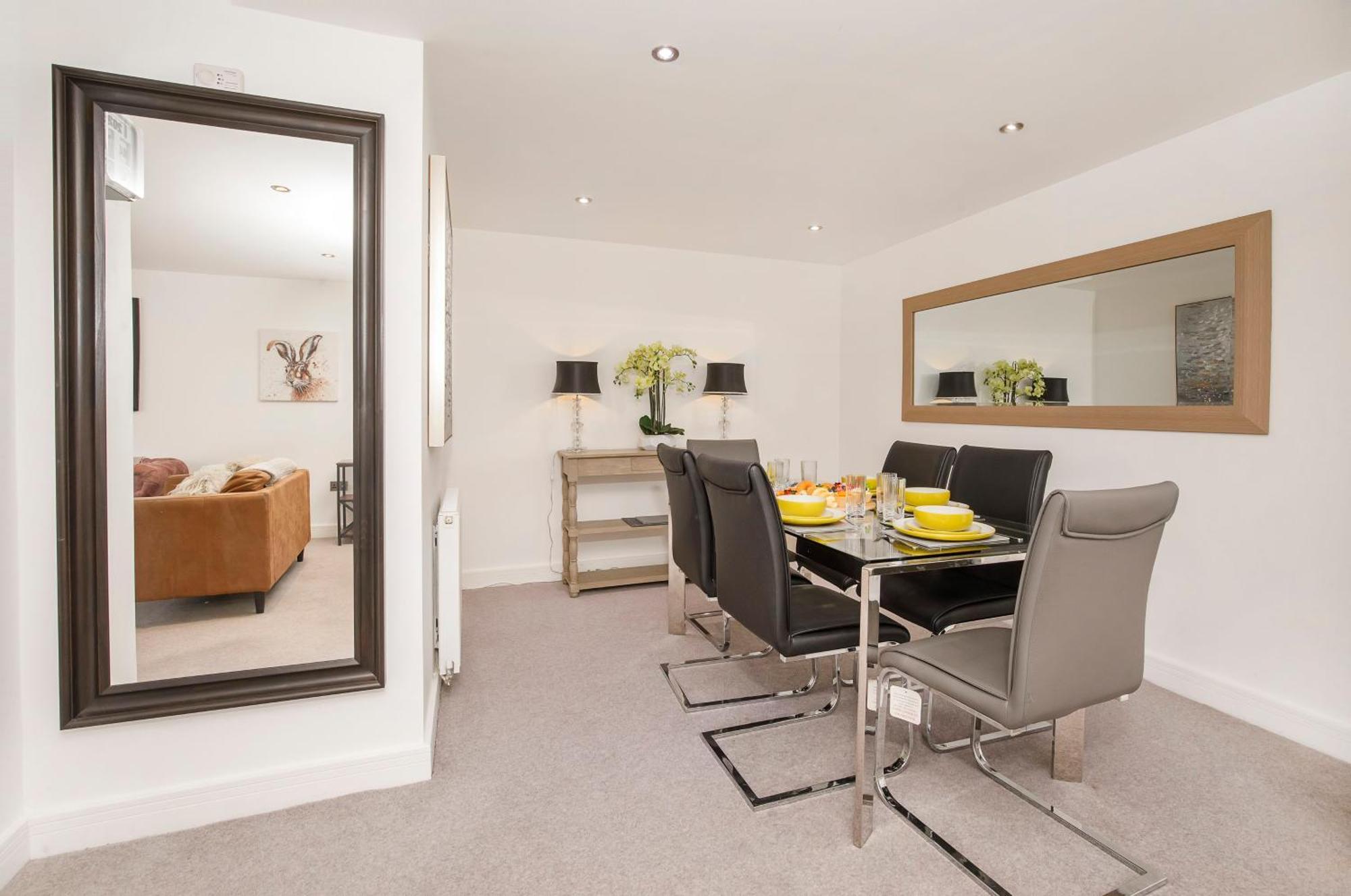 White House Apartments-Free Parking 1 Car Per Apartment York Exterior foto
