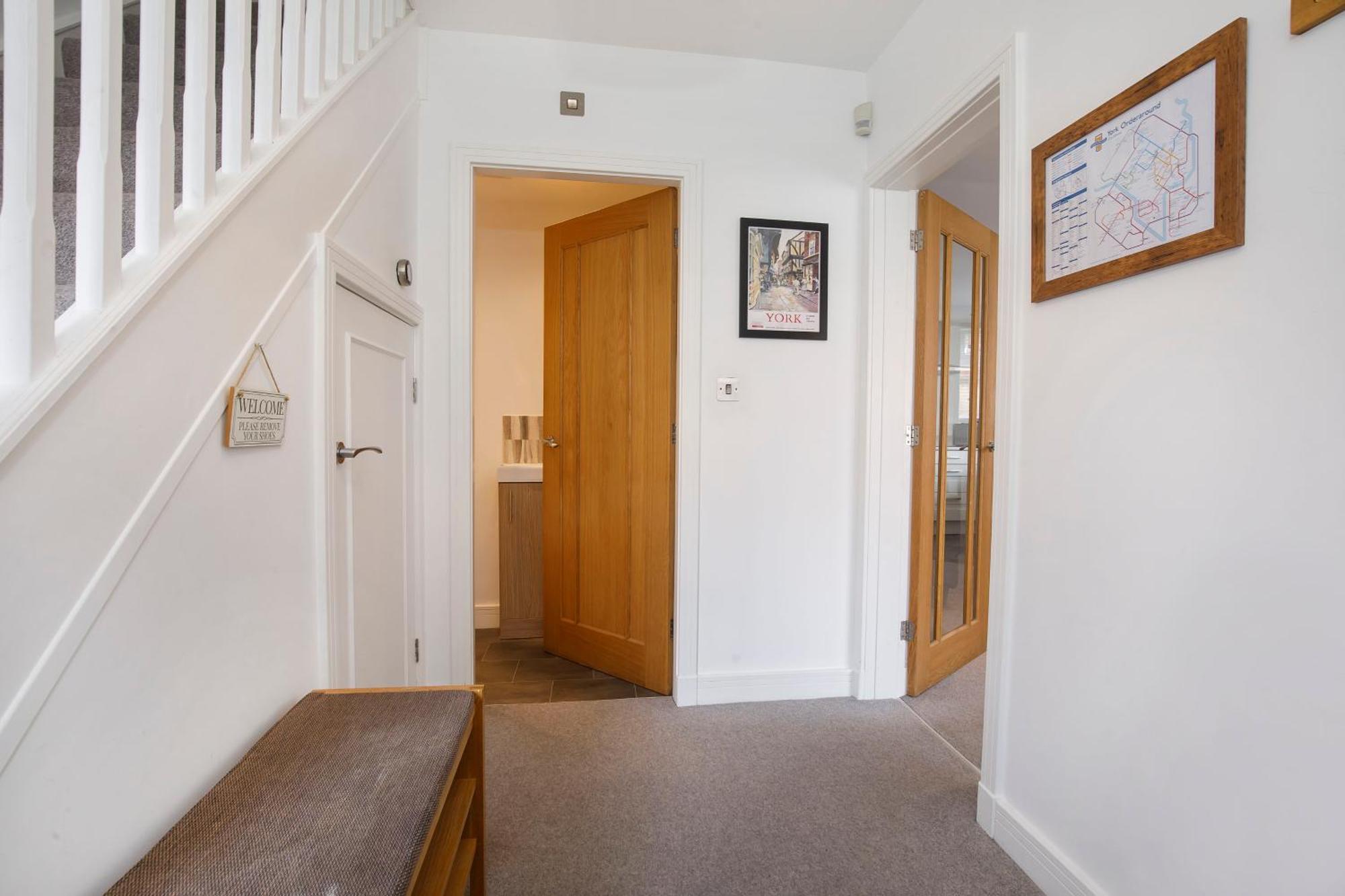 White House Apartments-Free Parking 1 Car Per Apartment York Exterior foto